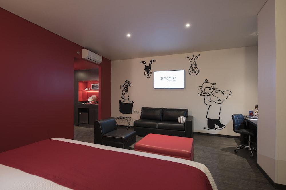 Ramada Encore San Luis Potosi Ngoại thất bức ảnh