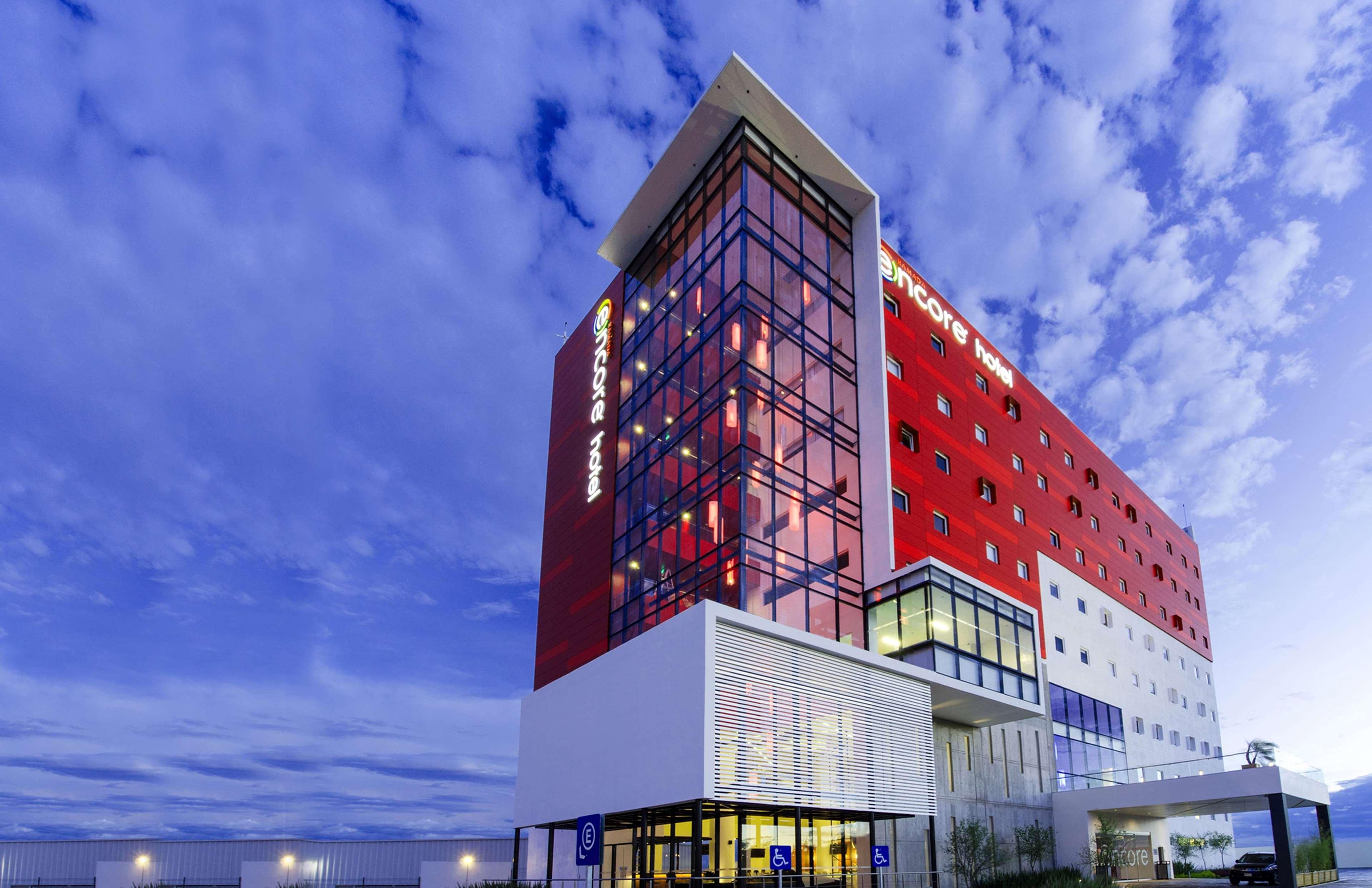 Ramada Encore San Luis Potosi Ngoại thất bức ảnh